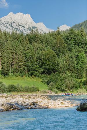 Rafting im Base Camp Lofer – Wasser Abenteuer mit Action, Outdoor, Natur und Sport Tour