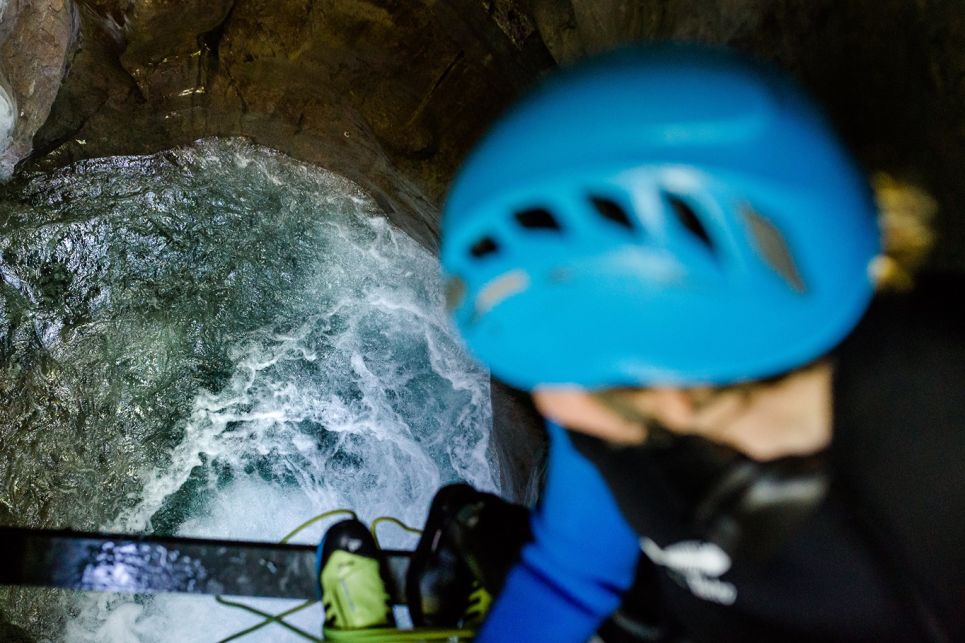 Canyoning-Abenteuer im Base Camp Lofer – Wildwasser-Actiontour mit Sprüngen und Wasserfall-Erlebnis