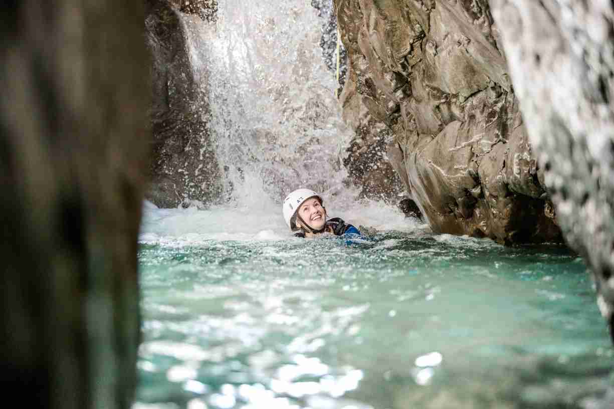 Canyoning Lofer Base Camp – Adrenalin und Wildwasser Tour mit Action und Abseilen in der Natur