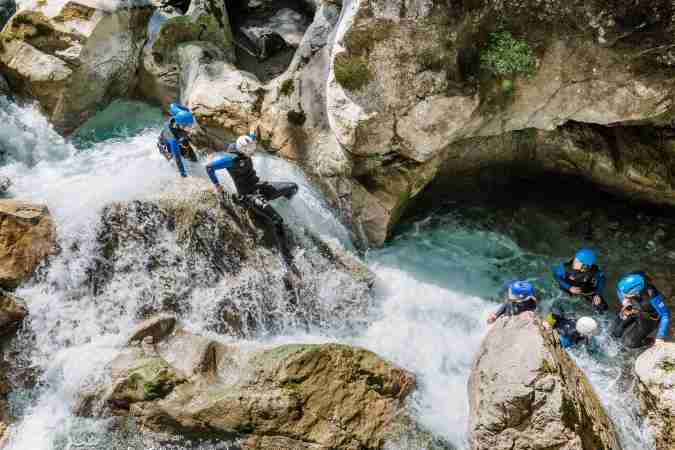 Canyoning an der Saalach in Lofer – Wildwasser Abenteuer im Base Camp mit Action und Schlucht Erlebnis