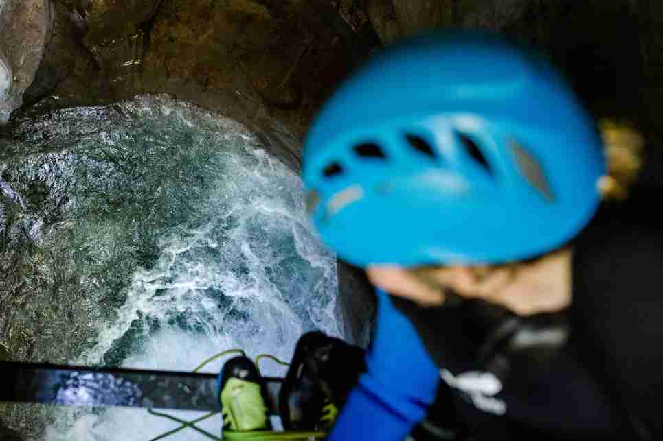 Canyoning-Abenteuer im Base Camp Lofer – Wildwasser-Actiontour mit Sprüngen und Wasserfall-Erlebnis