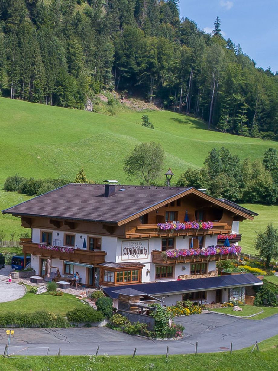 Hotel - Pension Wildschütz Unken 